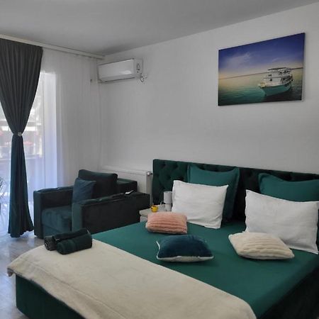 Garsoniera Ady Apartment Mangalia Exterior foto